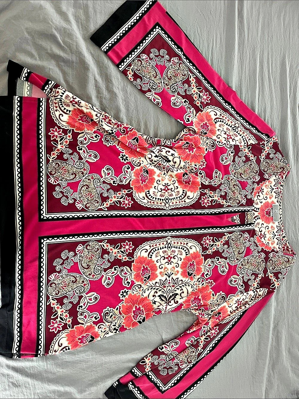 JM Collection Paisley Long Sleeve Tunic in Pink & Black